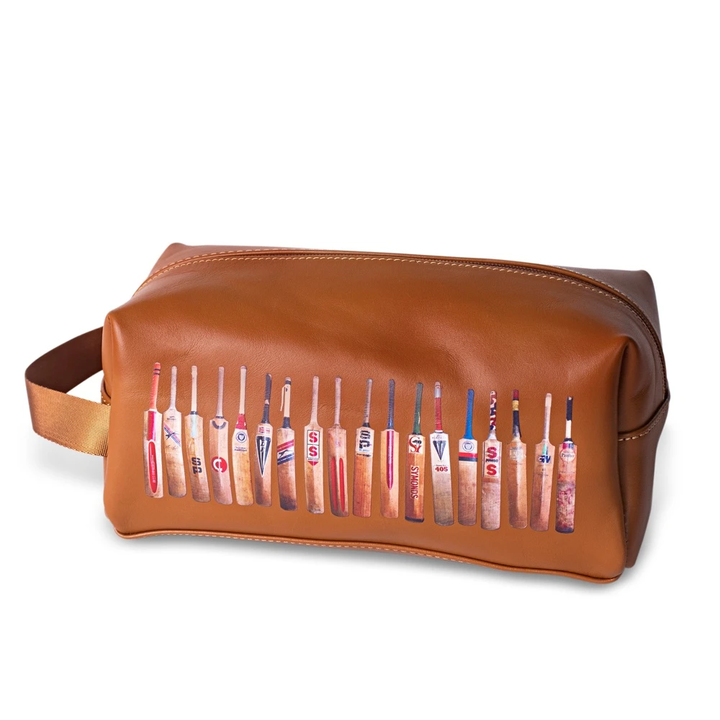 Sporting Nation - Bat Line Up Leather Toiletry Bag | Buster McGee 