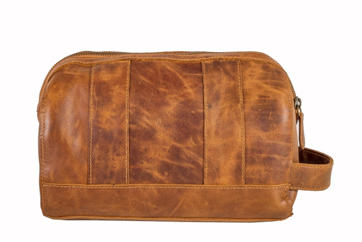 Indepal - Watson - Leather Toiletry Bag in Crazy Horse Tan | Buster McGee Daylesford