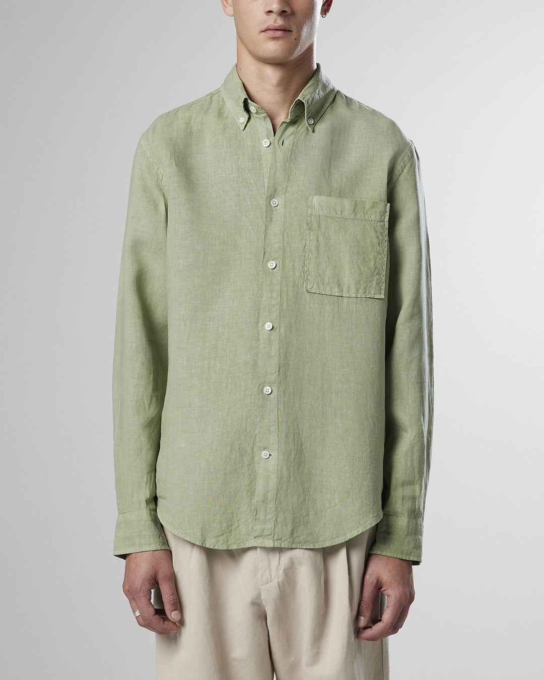 NN07 - Arne BD 5706 Linen Shirt in Pale Green | Buster McGee