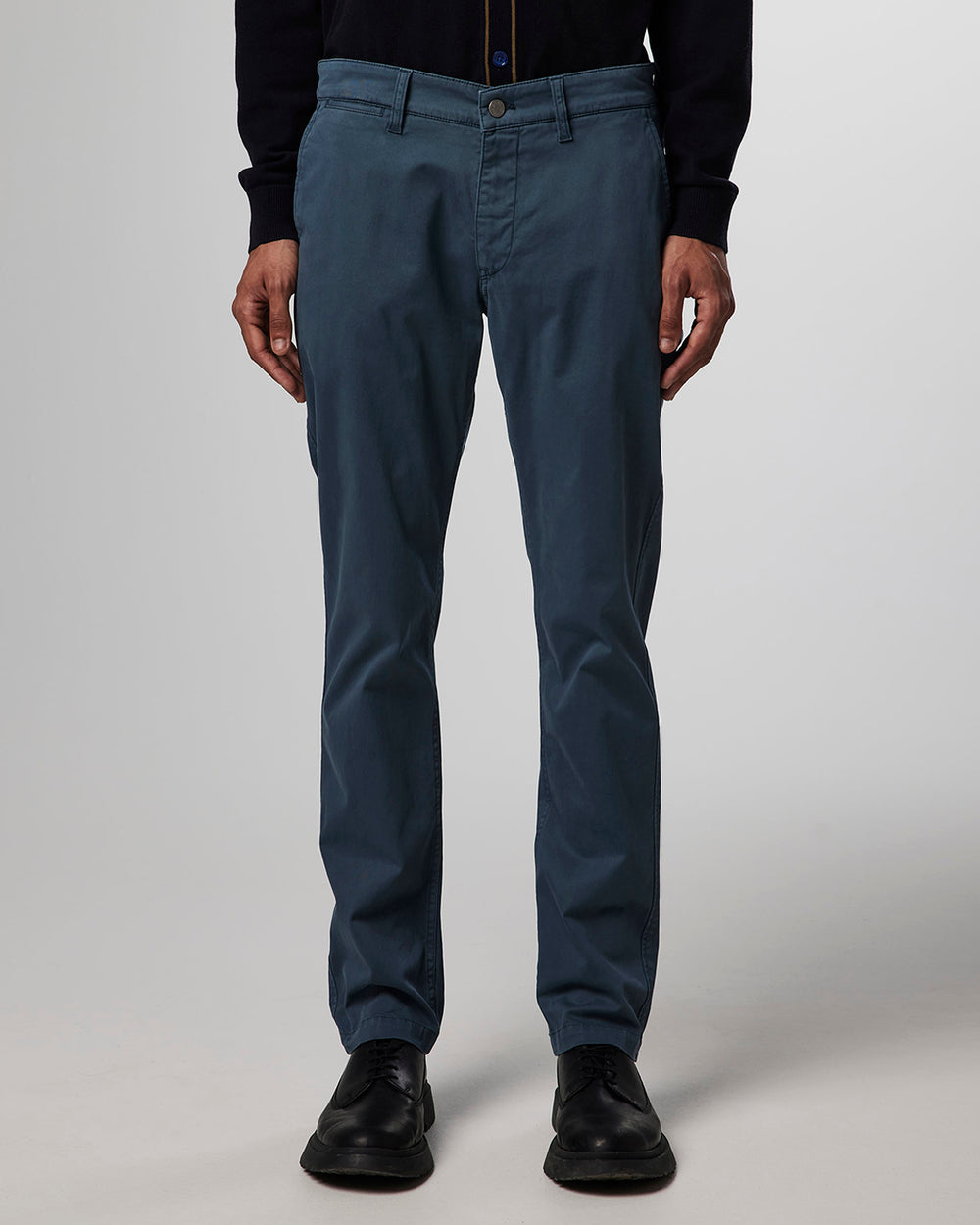 NN07 - Marco 1400 Classic Chino in Sea Blue | Buster McGee