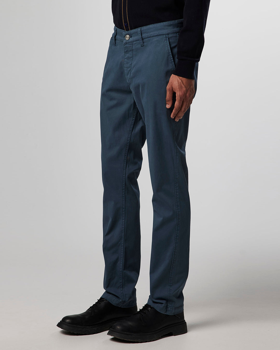 NN07 - Marco 1400 Classic Chino in Sea Blue | Buster McGee