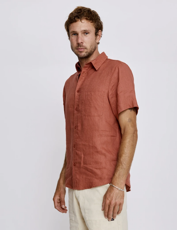 Mr Simple - Linen Short Sleeve Shirt / Brick | Buster McGee Daylesford